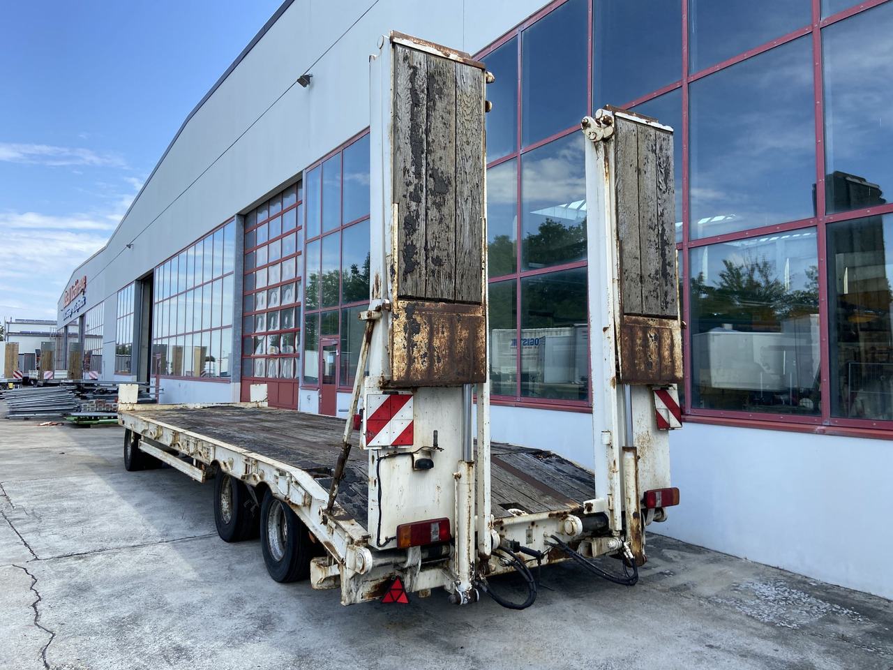 Müller Mitteltal PT 30 3 Achs Tieflader 9,20 m Ladefläche - Приколка за низок утовар: слика 2 Müller Mitteltal PT 30 3 Achs Tieflader 9,20 m Ladefläche - Приколка за низок утовар: слика 2