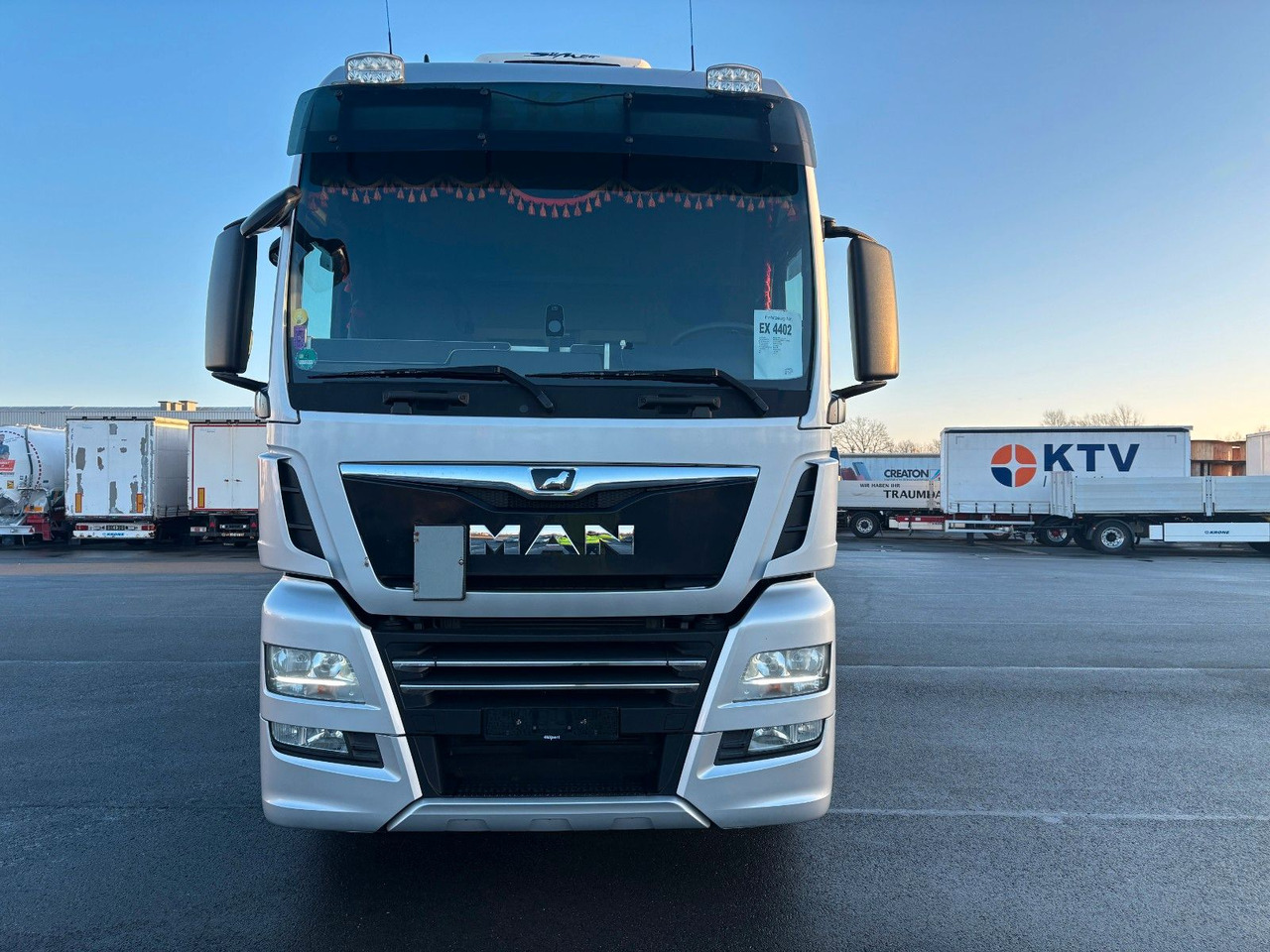 MAN TGX 18.510 XXL Retarder ACC LGS - Камион влекач: слика 3 MAN TGX 18.510 XXL Retarder ACC LGS - Камион влекач: слика 3