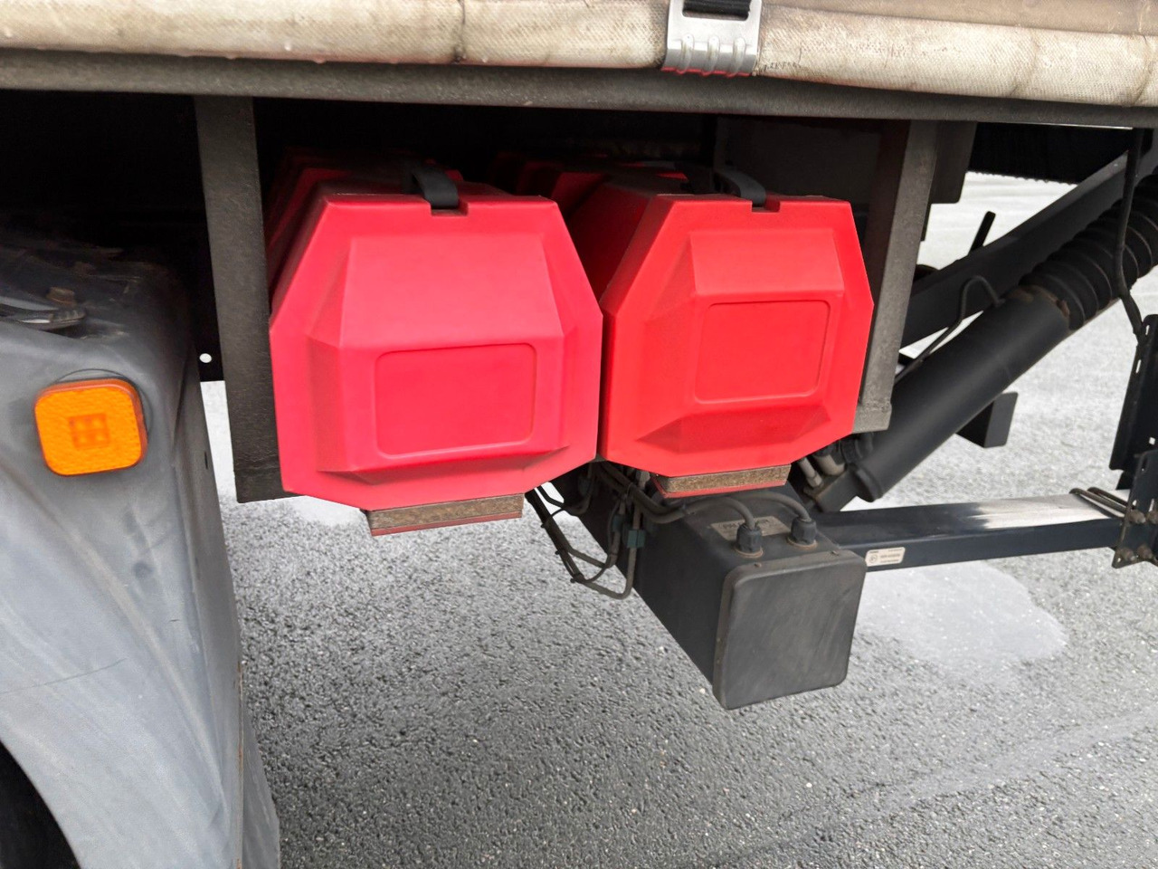 Камион со церада MAN TGX 26.480 mit Ladebordwand: слика 15 Камион со церада MAN TGX 26.480 mit Ladebordwand: слика 15