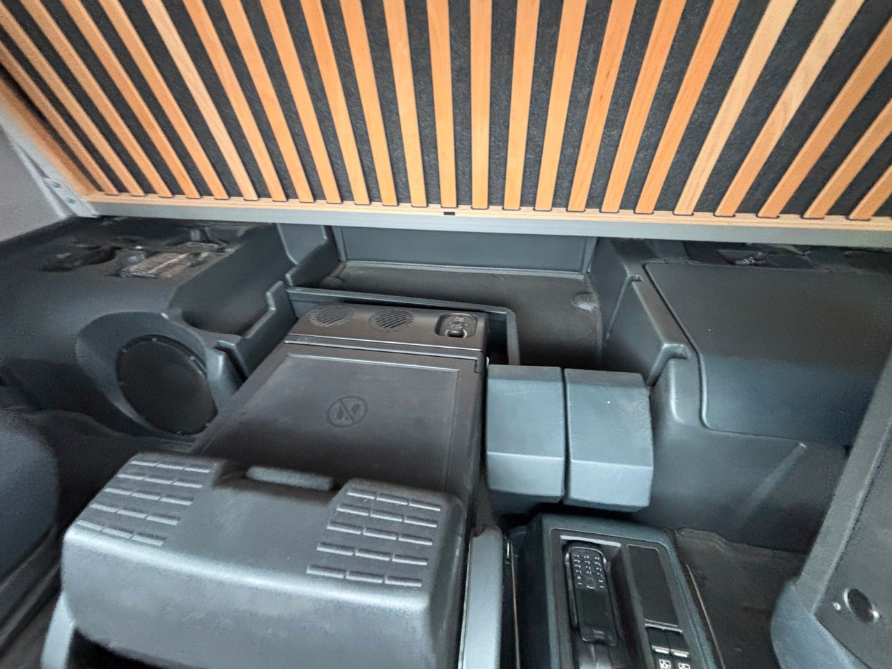 Камион со церада MAN TGX 26.480 mit Ladebordwand: слика 10 Камион со церада MAN TGX 26.480 mit Ladebordwand: слика 10