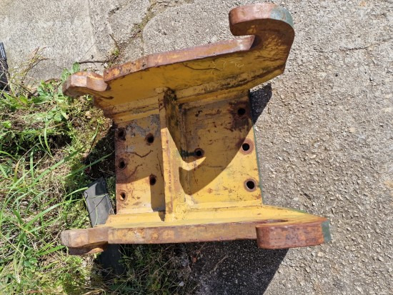 CABEZAL / ADAPTADOR / SOMBRERO TIPO CATERPILLAR (MÁQUINAS DE 15 – 20 TN) - Брза спојка: слика 4 CABEZAL / ADAPTADOR / SOMBRERO TIPO CATERPILLAR (MÁQUINAS DE 15 – 20 TN) - Брза спојка: слика 4