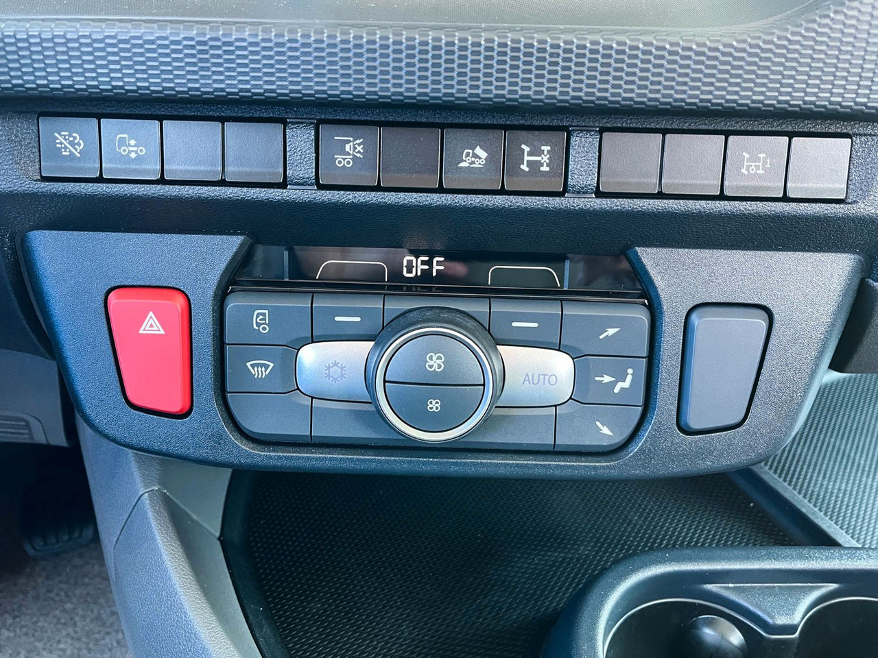 Нов Камион со кран, Кипер DAF FA XDC 370 Krankipper DAF XDC 370 FA Meiller Krankipper HMF: слика 19 Нов Камион со кран, Кипер DAF FA XDC 370 Krankipper DAF XDC 370 FA Meiller Krankipper HMF: слика 19