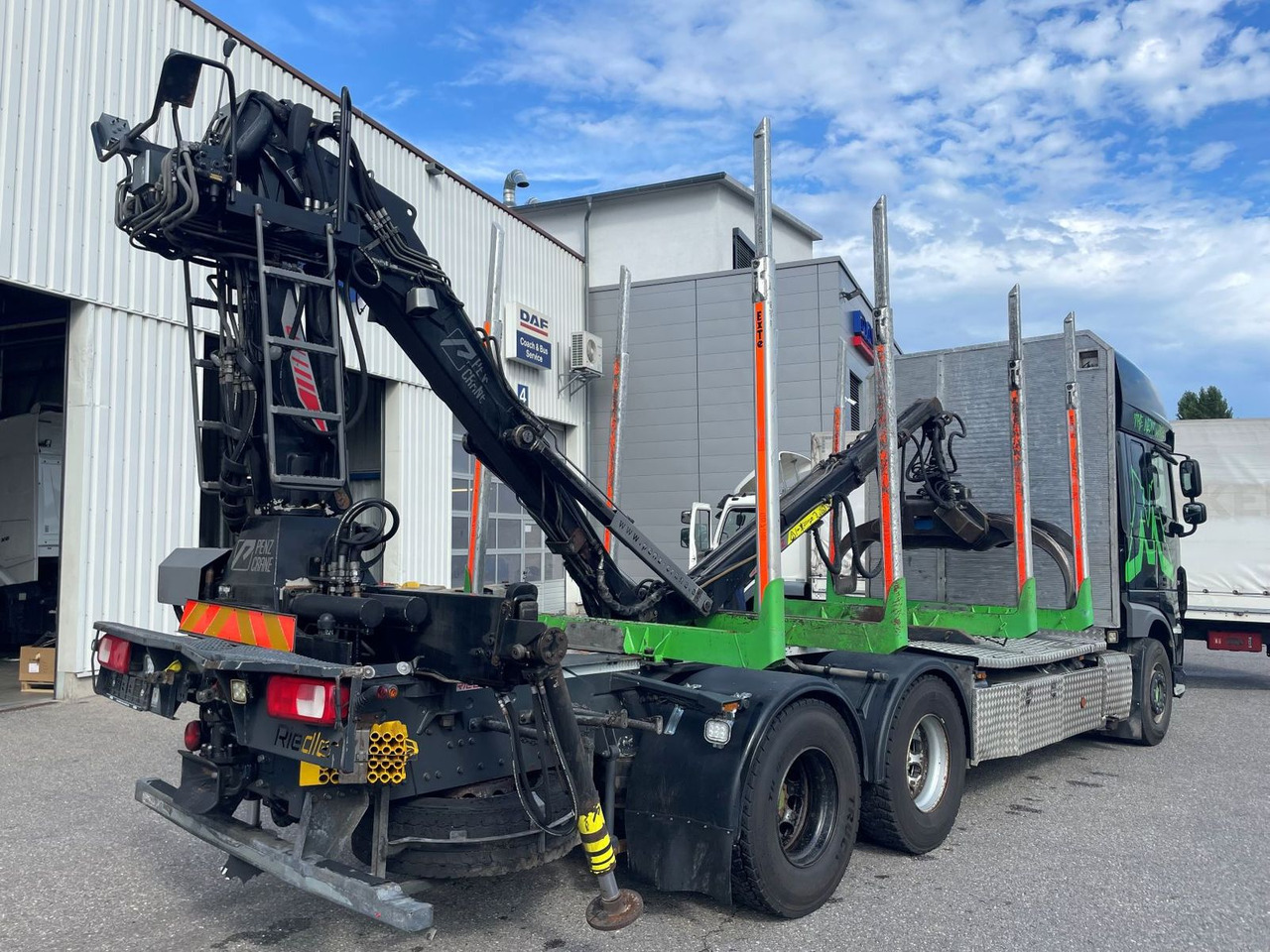 DAF FAT XF 530 SSC, Holztransport, Greifer mit Säge - Камион за дрва, Камион со кран: слика 3 DAF FAT XF 530 SSC, Holztransport, Greifer mit Säge - Камион за дрва, Камион со кран: слика 3