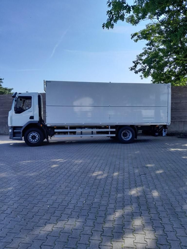 DAF XB 310 FA 18t Getränkeaufbau DAF XB 310 FA 18t Getränkeaufbau - Камион за пијалоци: слика 3 DAF XB 310 FA 18t Getränkeaufbau DAF XB 310 FA 18t Getränkeaufbau - Камион за пијалоци: слика 3