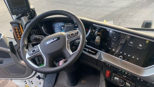 DAF XF 480 FAN Abroller VDL DAF XF 480 FAN Abroller VDL - Камион со кука за подигање: слика 5 DAF XF 480 FAN Abroller VDL DAF XF 480 FAN Abroller VDL - Камион со кука за подигање: слика 5