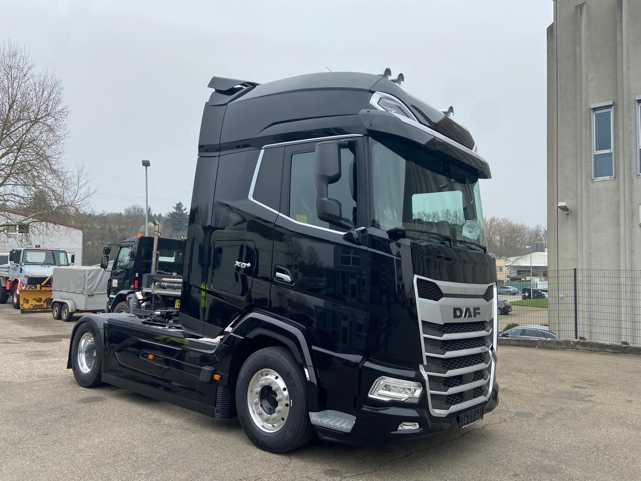 DAF XG+ 530 FT Edition Black DAF XG 530 FT Edition Black - Камион влекач: слика 2 DAF XG+ 530 FT Edition Black DAF XG 530 FT Edition Black - Камион влекач: слика 2