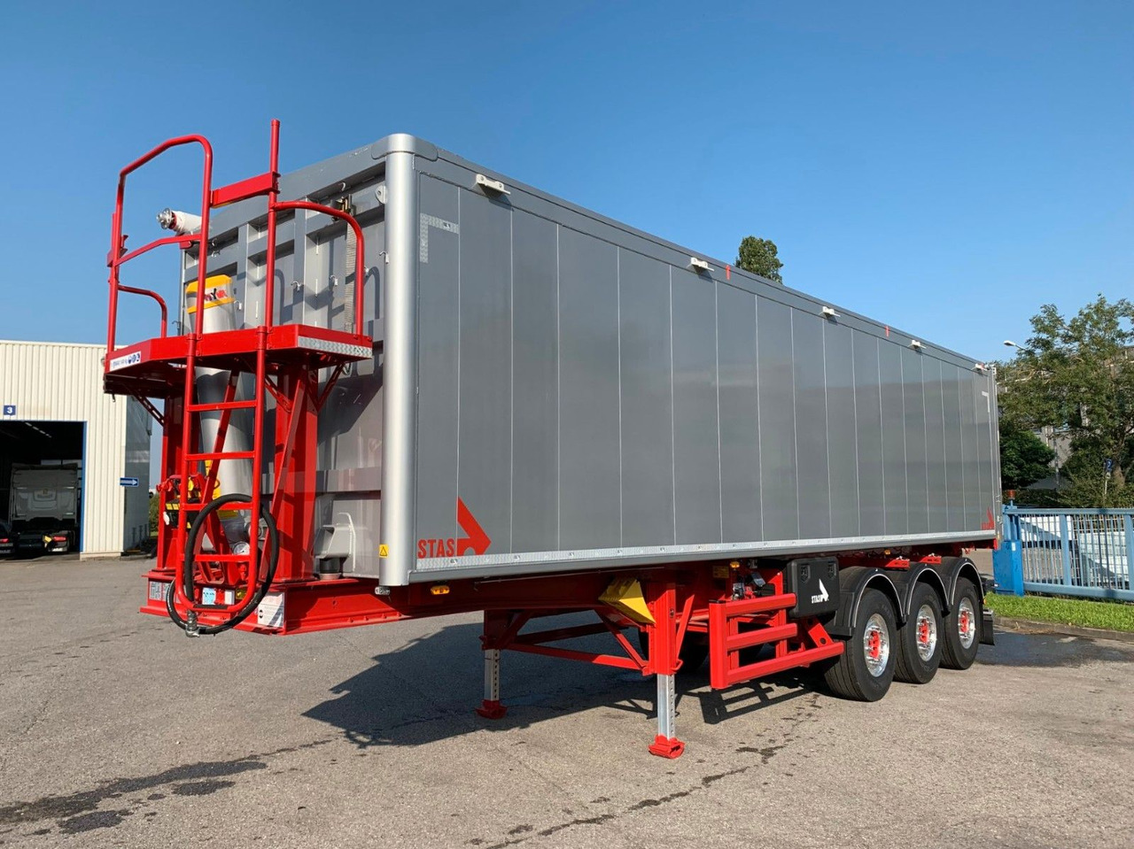 Stas Agrostar 51,8 cbm Stas Agrostar 51,8 cbm - Кипер полуприколка: слика 5 Stas Agrostar 51,8 cbm Stas Agrostar 51,8 cbm - Кипер полуприколка: слика 5