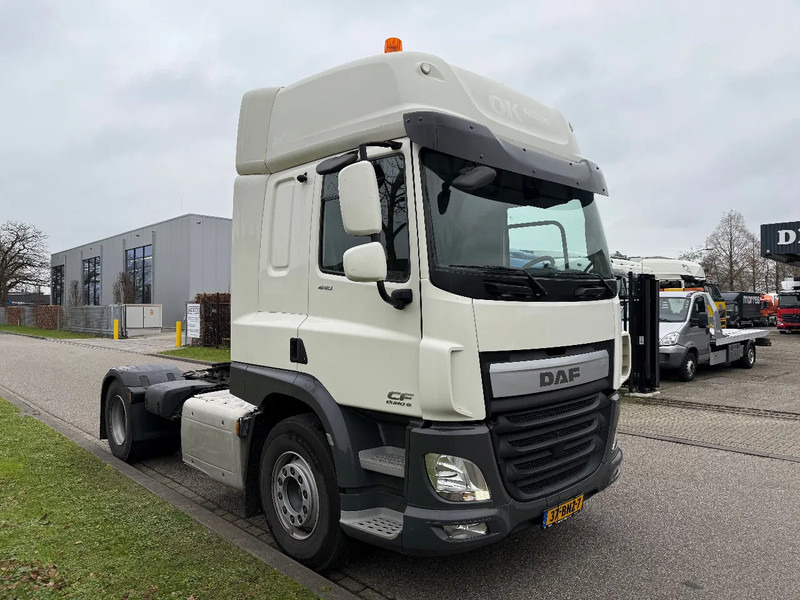 DAF CF 440 3-2016 ONLY 728.000 KM - Камион влекач: слика 2 DAF CF 440 3-2016 ONLY 728.000 KM - Камион влекач: слика 2