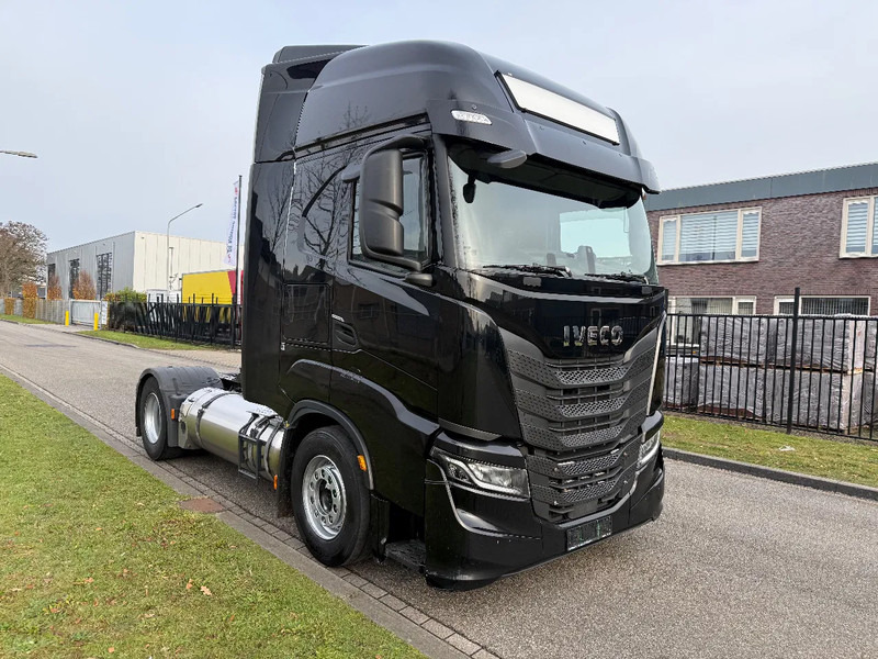 Iveco S-WAY 460 2021 retarder - Камион влекач: слика 2 Iveco S-WAY 460 2021 retarder - Камион влекач: слика 2