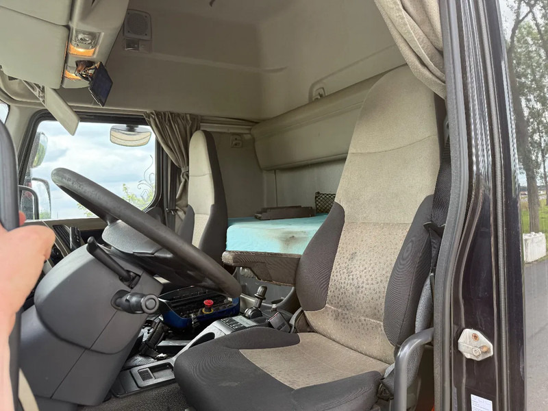 Камион со кран Renault Premium Lander PM 36 P radio control !!!: слика 12