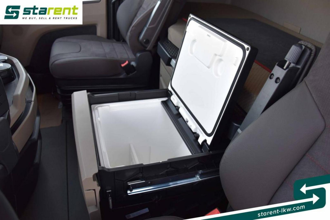 Камион влекач MAN TGX 18.540 LL GX-Fahrerhaus Retarder Vollluftfed.: слика 19 Камион влекач MAN TGX 18.540 LL GX-Fahrerhaus Retarder Vollluftfed.: слика 19