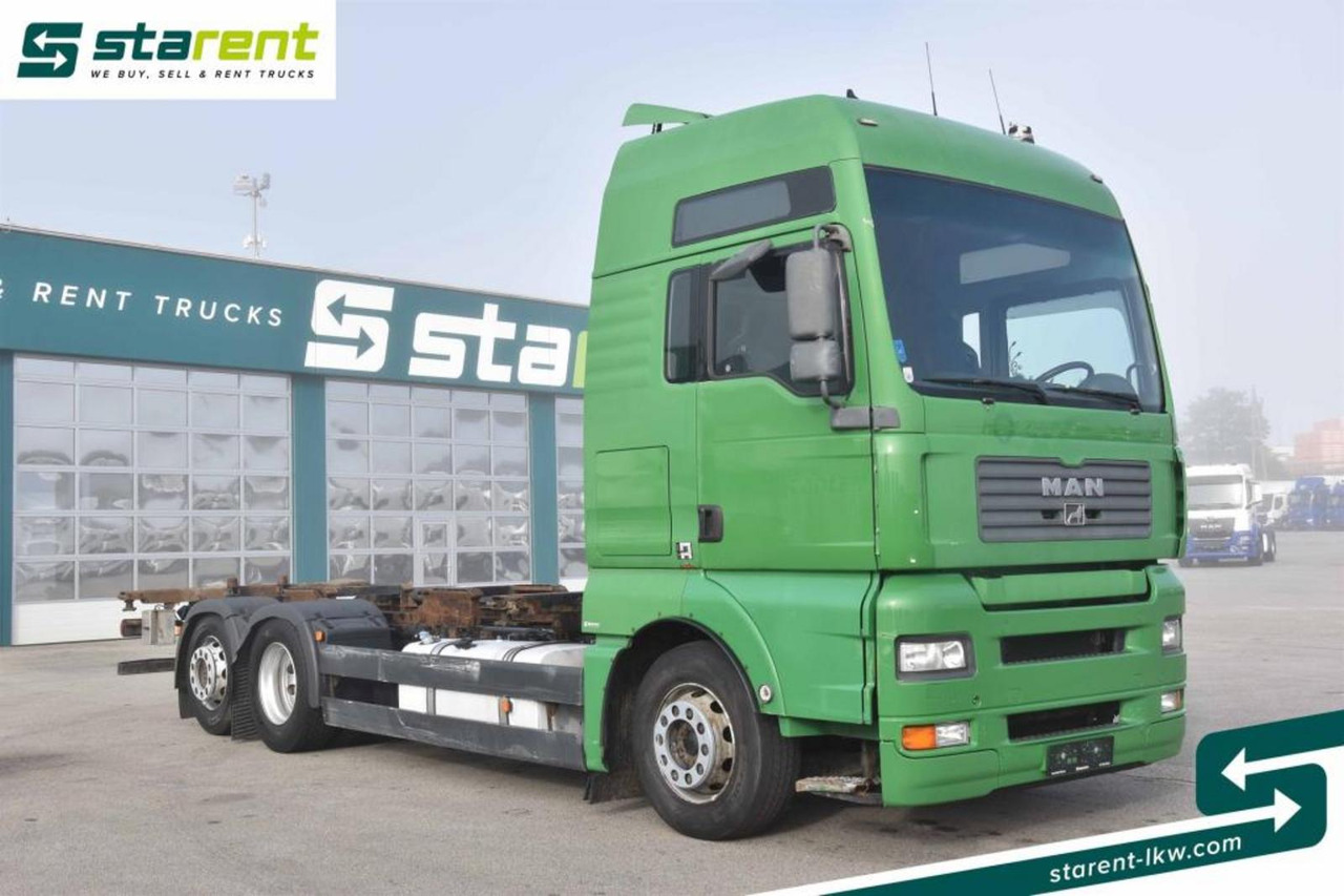 MAN TGX XXL 26.440 6x2 LL BDF 4 - Sitze Achswaage - Транспортер на контејнер/ Камион со променливо тело: слика 4 MAN TGX XXL 26.440 6x2 LL BDF 4 - Sitze Achswaage - Транспортер на контејнер/ Камион со променливо тело: слика 4