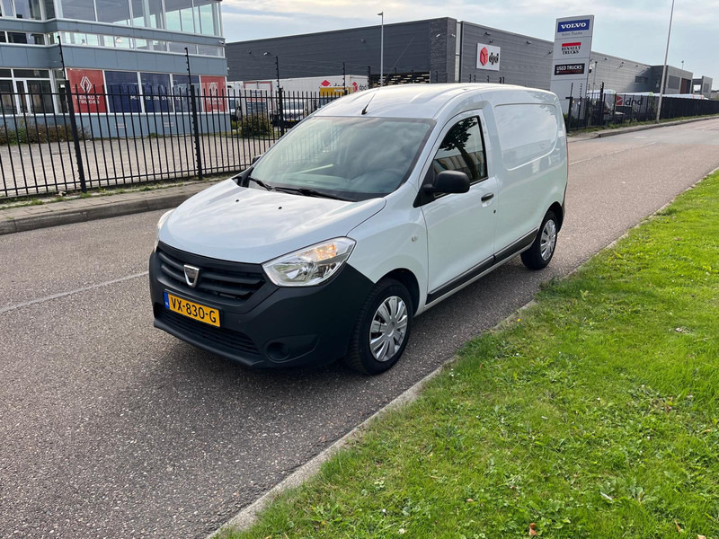 Dacia Dokker 1.5 Dci 75 Ambiance , Airco , zijschuifdeur - Мало комбе: слика 2 Dacia Dokker 1.5 Dci 75 Ambiance , Airco , zijschuifdeur - Мало комбе: слика 2