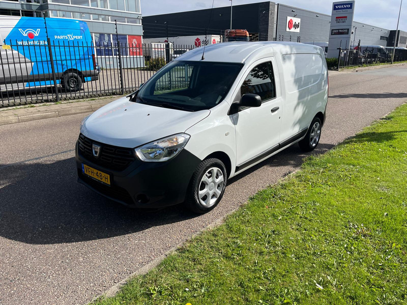 Dacia Dokker 1.5 dci 75 pk Euro 6 - Мало комбе: слика 2 Dacia Dokker 1.5 dci 75 pk Euro 6 - Мало комбе: слика 2