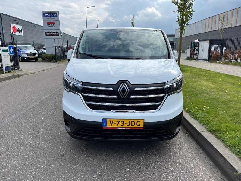 Renault Trafic E-Tech Red L2 H1, Nieuwstaat/New condition, Lees omschrijving/Read description - Мало комбе, Електрично комбе: слика 4 Renault Trafic E-Tech Red L2 H1, Nieuwstaat/New condition, Lees omschrijving/Read description - Мало комбе, Електрично комбе: слика 4