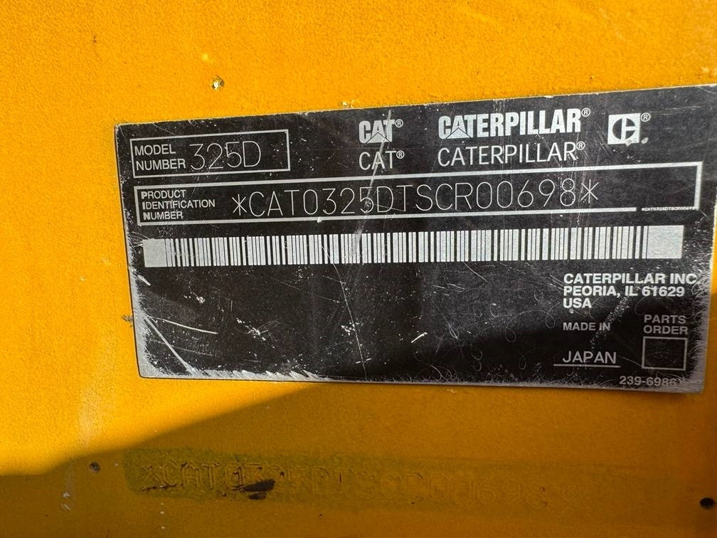 CAT 325 D L FOR PARTS - Багер гасеничар: слика 2 CAT 325 D L FOR PARTS - Багер гасеничар: слика 2