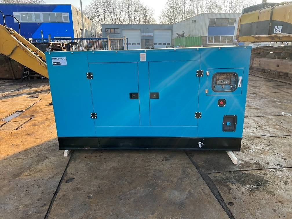 Ricardo 100KVA (80KW) SILENT GENERATOR 3 PHASE 50HZ 400V - Генераторска поставка: слика 1 Ricardo 100KVA (80KW) SILENT GENERATOR 3 PHASE 50HZ 400V - Генераторска поставка: слика 1