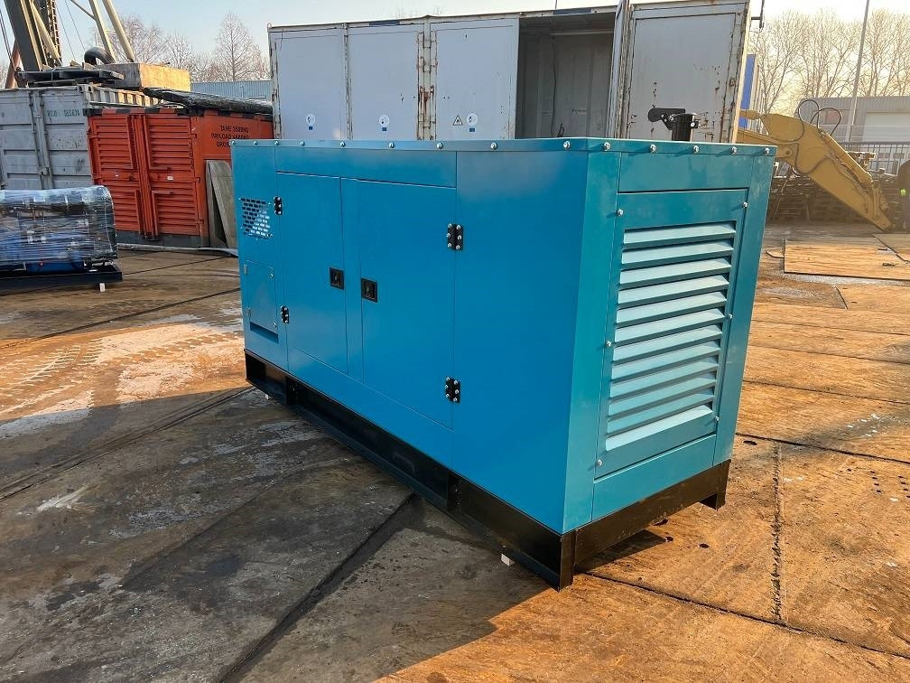 Ricardo 200KVA (160KW) SILENT GENERATOR 3 PHASE 50HZ 400V - Генераторска поставка: слика 5 Ricardo 200KVA (160KW) SILENT GENERATOR 3 PHASE 50HZ 400V - Генераторска поставка: слика 5