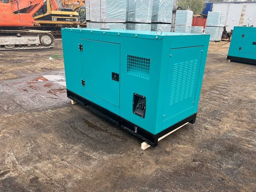 Ricardo 20KVA 16KW SILENT GENERATOR 3 PHASE 50HZ 400V NEW - Генераторска поставка: слика 5 Ricardo 20KVA 16KW SILENT GENERATOR 3 PHASE 50HZ 400V NEW - Генераторска поставка: слика 5