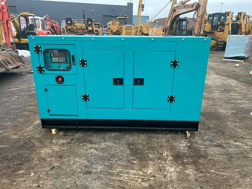 Ricardo 50KVA 40KW SILENT GENERATOR 3 PHASE 50HZ 400V NEW - Генераторска поставка: слика 3 Ricardo 50KVA 40KW SILENT GENERATOR 3 PHASE 50HZ 400V NEW - Генераторска поставка: слика 3