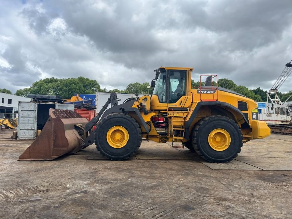 Volvo L 220 H - Натоварувач на тркала: слика 2 Volvo L 220 H - Натоварувач на тркала: слика 2