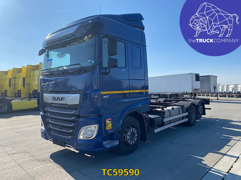 DAF XF Euro6 480 - Транспортер на контејнер/ Камион со променливо тело: слика 1 DAF XF Euro6 480 - Транспортер на контејнер/ Камион со променливо тело: слика 1