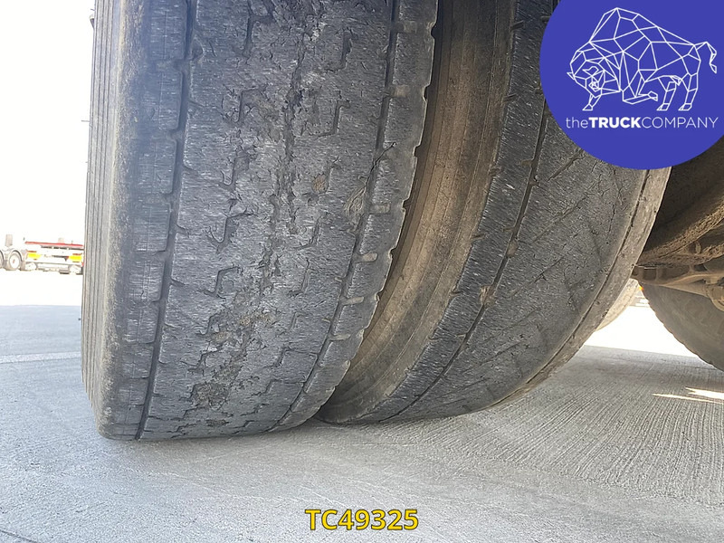 Камион влекач MAN TGA 33340 BIG AXLES: слика 19