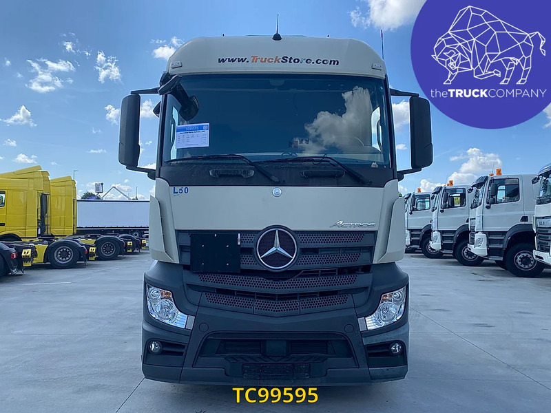 Mercedes-Benz Actros 1843 - Камион влекач: слика 2 Mercedes-Benz Actros 1843 - Камион влекач: слика 2