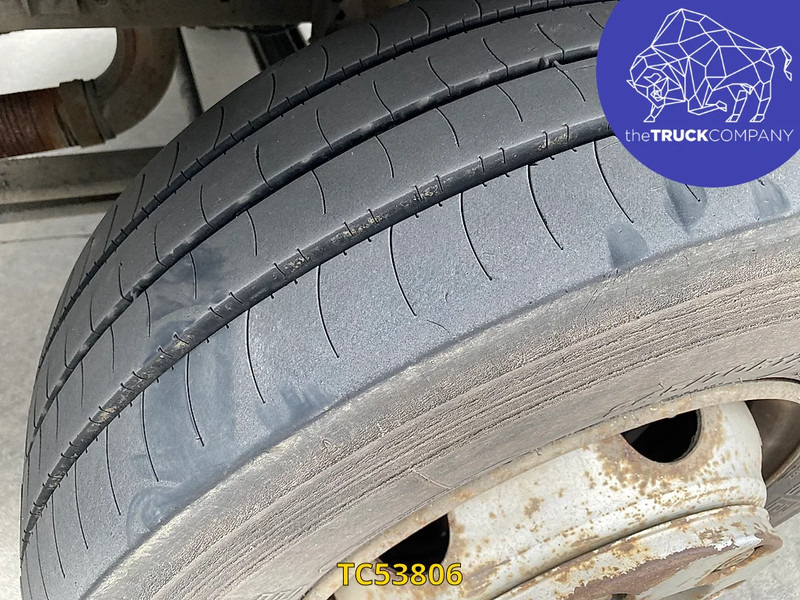 MAN L 2000 12.220 - Камион цистерна: слика 3 MAN L 2000 12.220 - Камион цистерна: слика 3