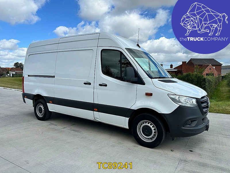 Mercedes-Benz Sprinter 317 CDI L2H2 - Товарно комбе: слика 2 Mercedes-Benz Sprinter 317 CDI L2H2 - Товарно комбе: слика 2
