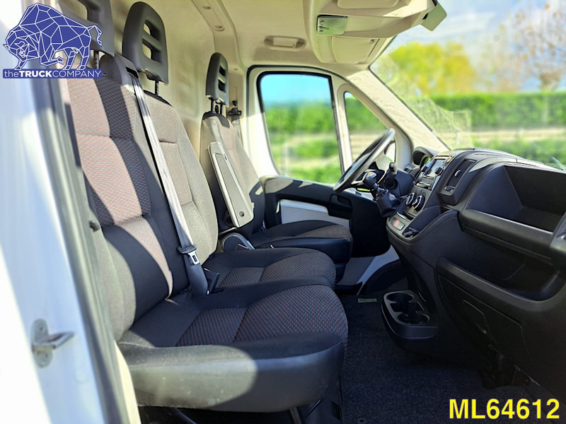 Peugeot Boxer 2.0 Euro 6 - Товарно комбе: слика 4 Peugeot Boxer 2.0 Euro 6 - Товарно комбе: слика 4