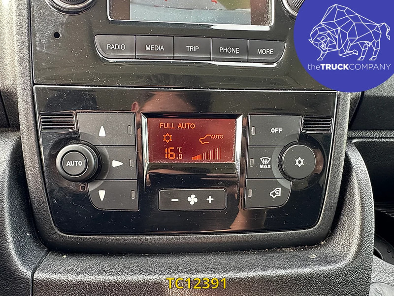 Товарно комбе Peugeot Boxer L3H2: слика 20