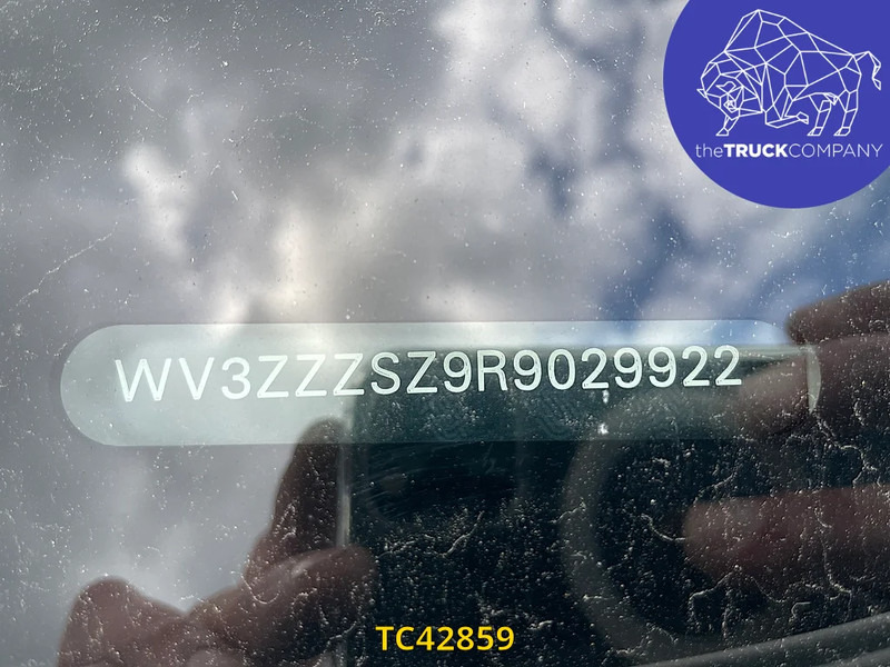 Volkswagen Crafter 2.0 TDI BOX + LIFT - Комбе фургон: слика 3 Volkswagen Crafter 2.0 TDI BOX + LIFT - Комбе фургон: слика 3