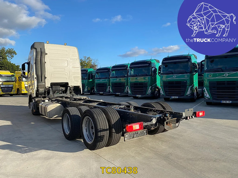 Volvo FH 460 - Камион со кабинска шасија: слика 2 Volvo FH 460 - Камион со кабинска шасија: слика 2