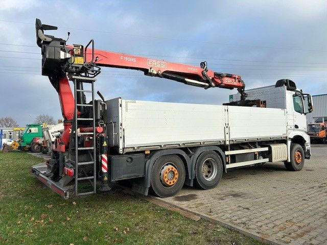 Mercedes-Benz 2545 Kran FASSI F195AS Mercedes-Benz 2545 Kran FASSI F195AS - Камион со платформа, Камион со кран: слика 2 Mercedes-Benz 2545 Kran FASSI F195AS Mercedes-Benz 2545 Kran FASSI F195AS - Камион со платформа, Камион со кран: слика 2