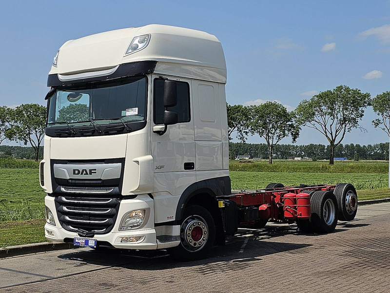 DAF XF 480 SSC 6X2 FAR INTARDER - Камион со кабинска шасија: слика 2 DAF XF 480 SSC 6X2 FAR INTARDER - Камион со кабинска шасија: слика 2