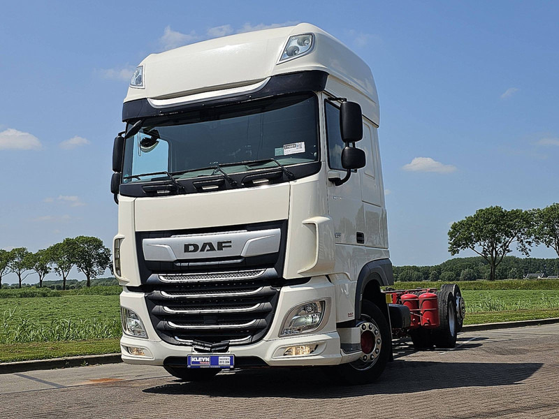 DAF XF 480 SSC 6X2 FAR INTARDER - Камион со кабинска шасија: слика 1 DAF XF 480 SSC 6X2 FAR INTARDER - Камион со кабинска шасија: слика 1