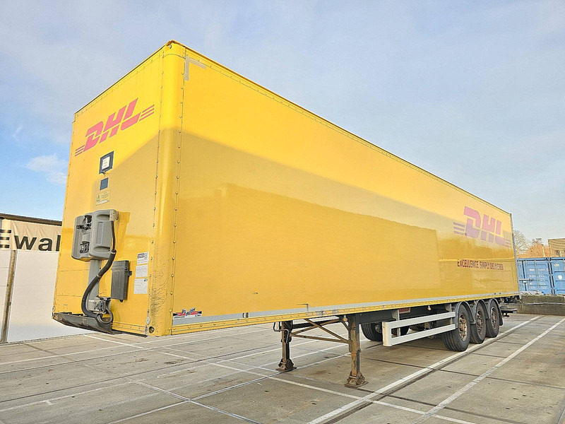 Fruehauf FST4FC HARD WOOD FL TAILLIFT BPW LIFTAXL - Полуприколка сандучар: слика 1 Fruehauf FST4FC HARD WOOD FL TAILLIFT BPW LIFTAXL - Полуприколка сандучар: слика 1