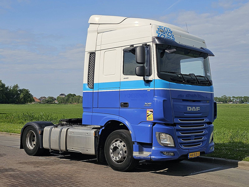 DAF XF 440 SPACECAB 2X TANK - Камион влекач: слика 5 DAF XF 440 SPACECAB 2X TANK - Камион влекач: слика 5