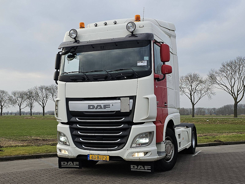 DAF XF 440 SSC SKIRTS 581TKM - Камион влекач: слика 1 DAF XF 440 SSC SKIRTS 581TKM - Камион влекач: слика 1