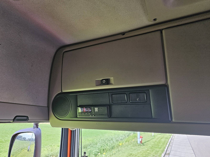 Камион влекач DAF XF 450: слика 10