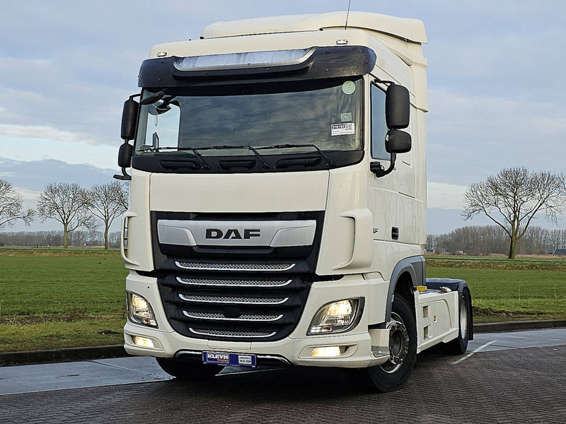 DAF XF 450 SPACECAB SKIRTS - Камион влекач: слика 1 DAF XF 450 SPACECAB SKIRTS - Камион влекач: слика 1