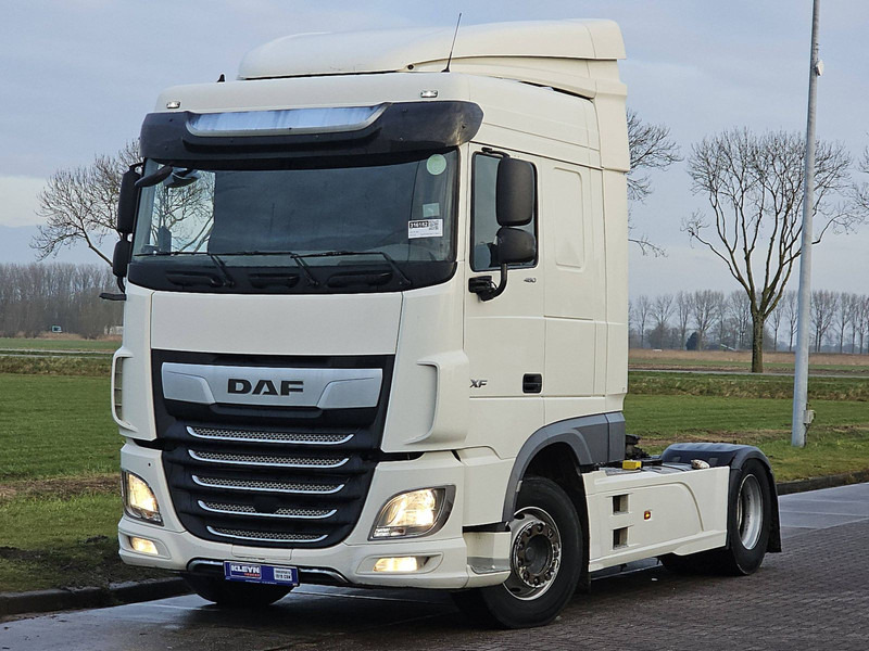 DAF XF 450 SPACECAB SKIRTS - Камион влекач: слика 2 DAF XF 450 SPACECAB SKIRTS - Камион влекач: слика 2