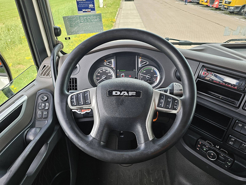 Камион влекач DAF XF 480 SSC 2X TANK: слика 11