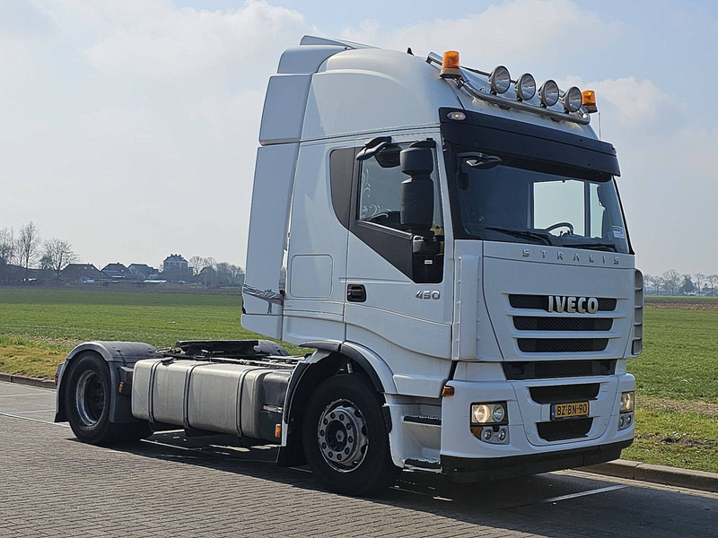 Iveco AS440S45 STRALIS 2XSEAT 2XBED 676TKM - Камион влекач: слика 5 Iveco AS440S45 STRALIS 2XSEAT 2XBED 676TKM - Камион влекач: слика 5