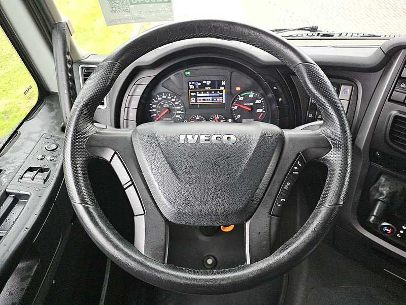 Камион влекач Iveco AS440S46 STRALIS LNG: слика 13