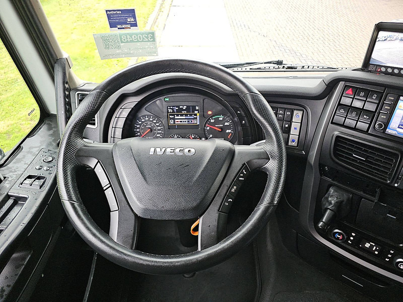 Камион влекач Iveco AS440S46 STRALIS LNG: слика 8