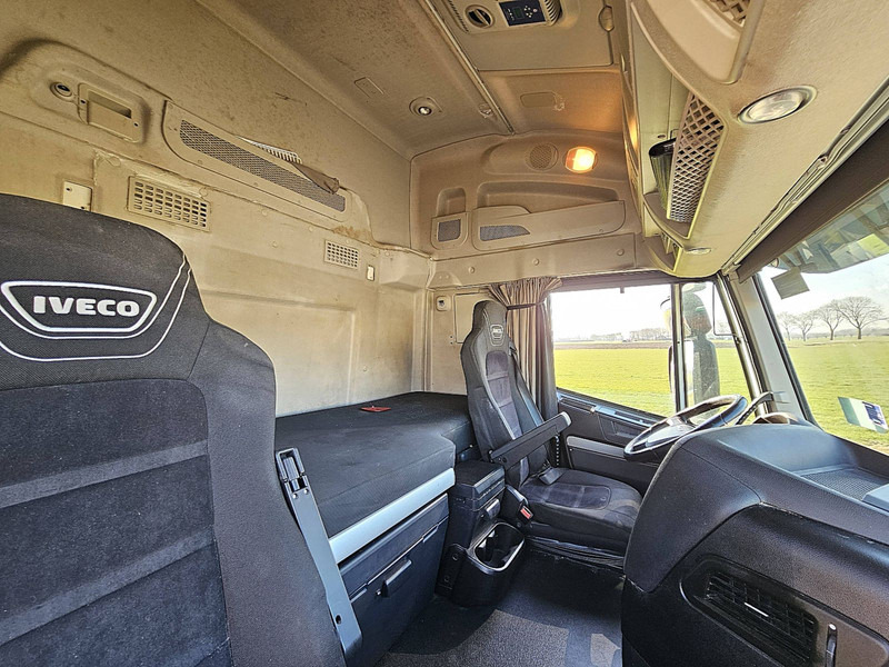 Камион влекач Iveco AS440S46 STRALIS LNG INTARDER: слика 14