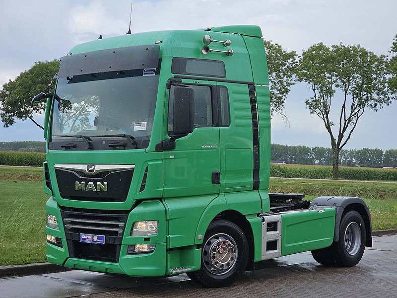 MAN 18.500 TGX XXL RETARDER 2X TANK - Камион влекач: слика 2 MAN 18.500 TGX XXL RETARDER 2X TANK - Камион влекач: слика 2