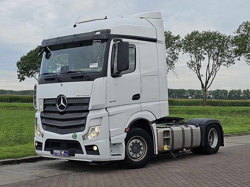 Mercedes-Benz ACTROS 1848 LS STR.SP. RET. 2X TANK - Камион влекач: слика 2 Mercedes-Benz ACTROS 1848 LS STR.SP. RET. 2X TANK - Камион влекач: слика 2